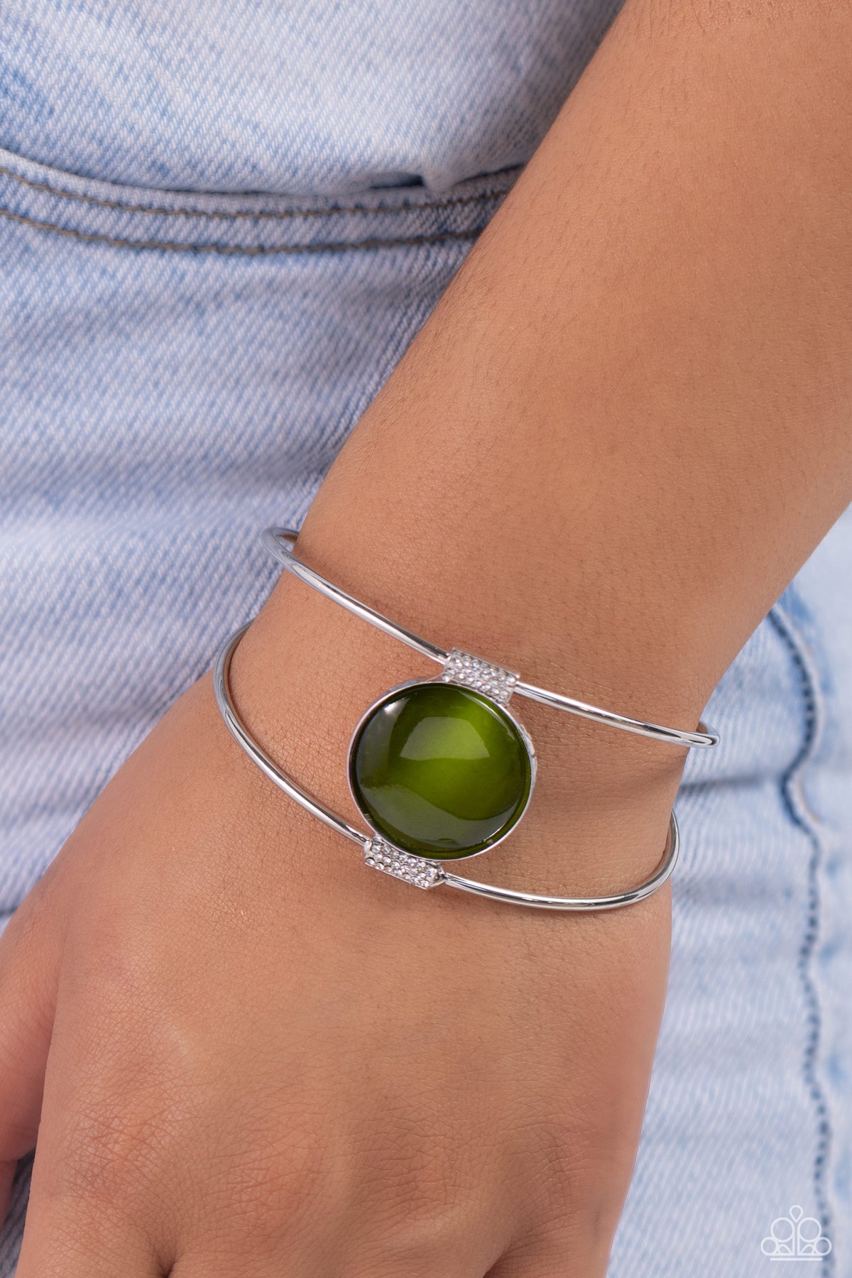 Candescent Cats Eye Green Bracelet