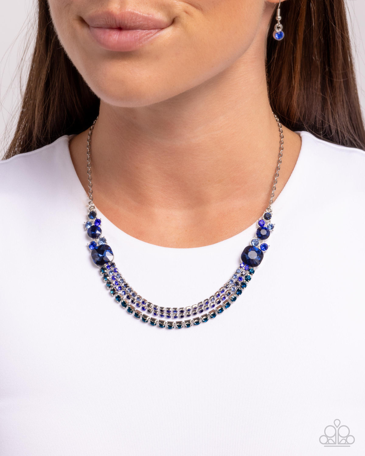 Relaxed Refinement Blue Necklace