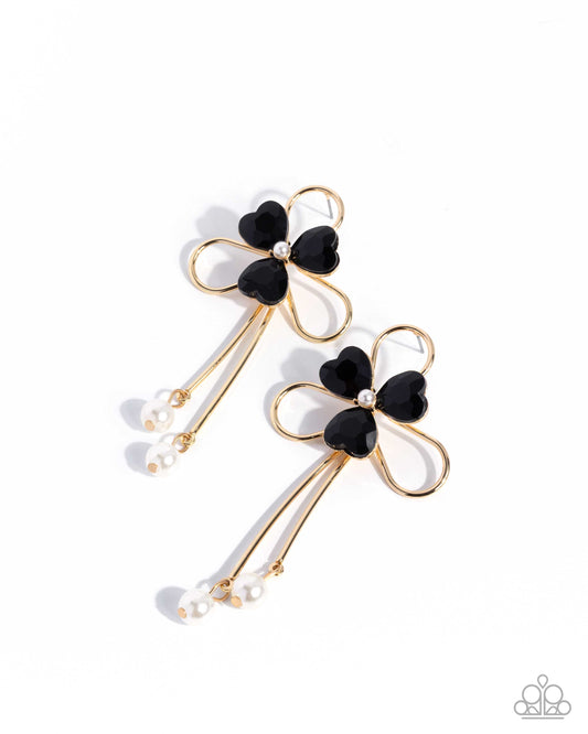 Chic Cadenza Black Posts