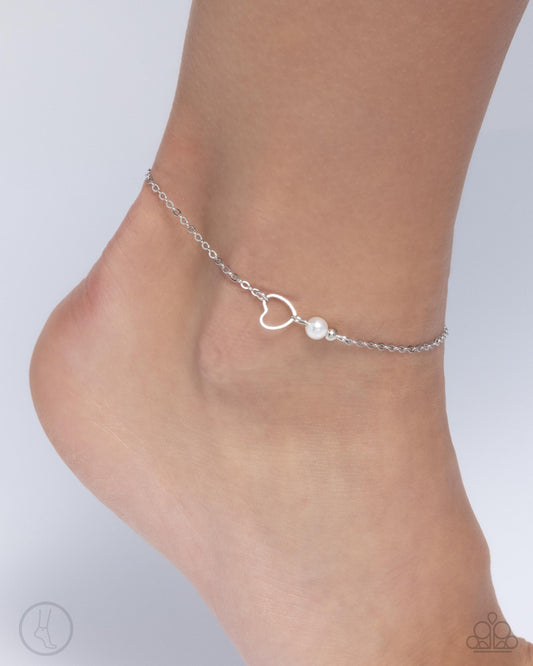 Affectionate Assertion White Anklet