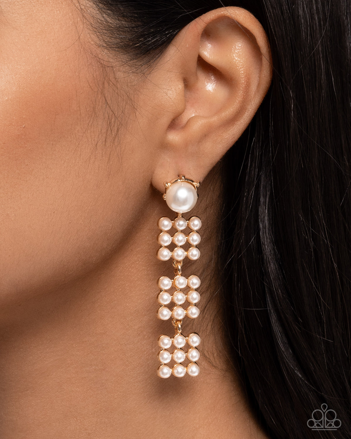 Pearl Pastime Gold Posts