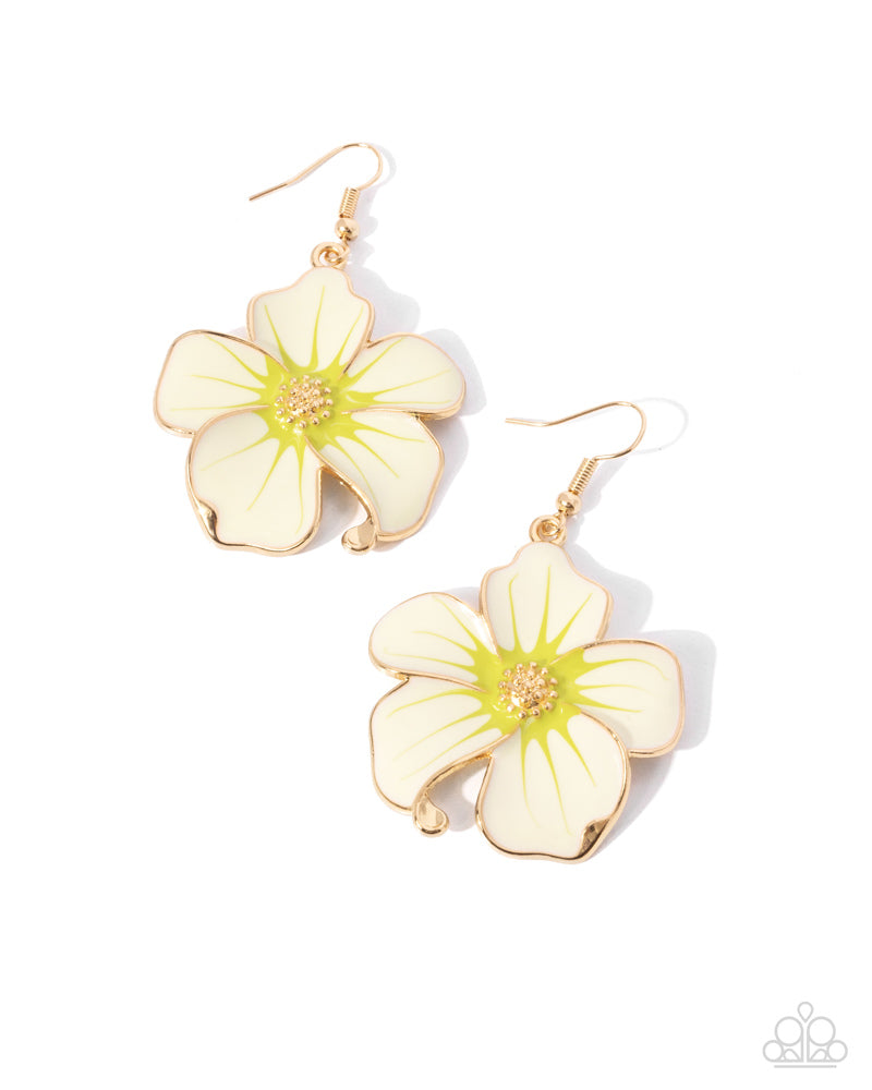 Floral Flavor Gold Earrings