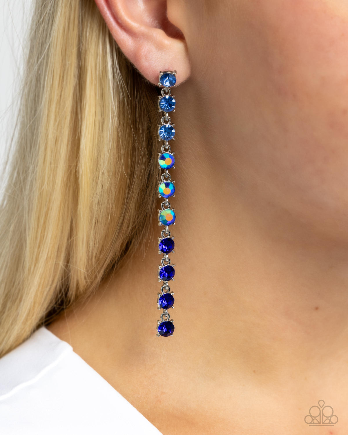 Opulent Ombré Blue Post