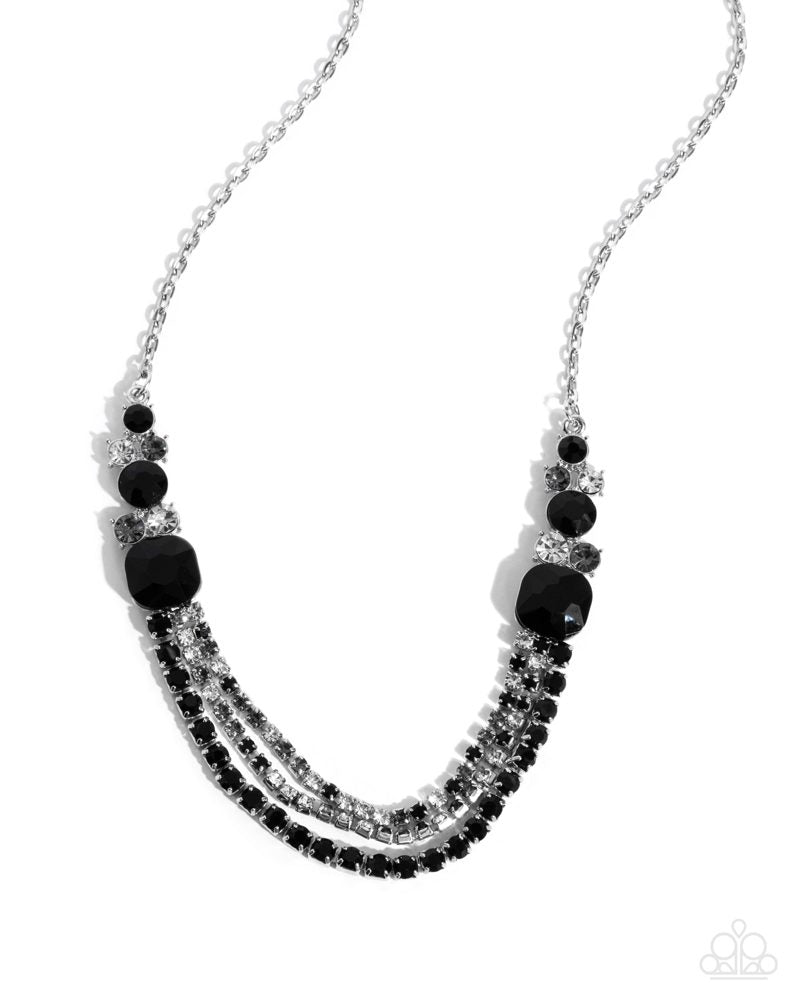Relaxed Refinement Black Necklace