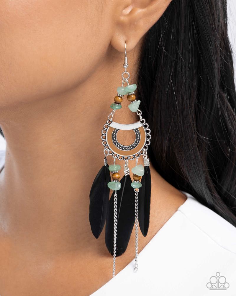 Serene Stage Green Earrings