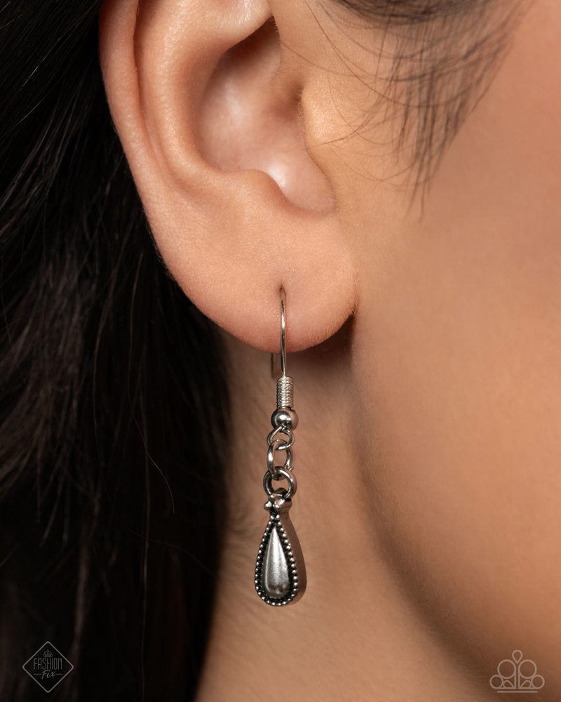 Fairest of the Festival Black Necklace