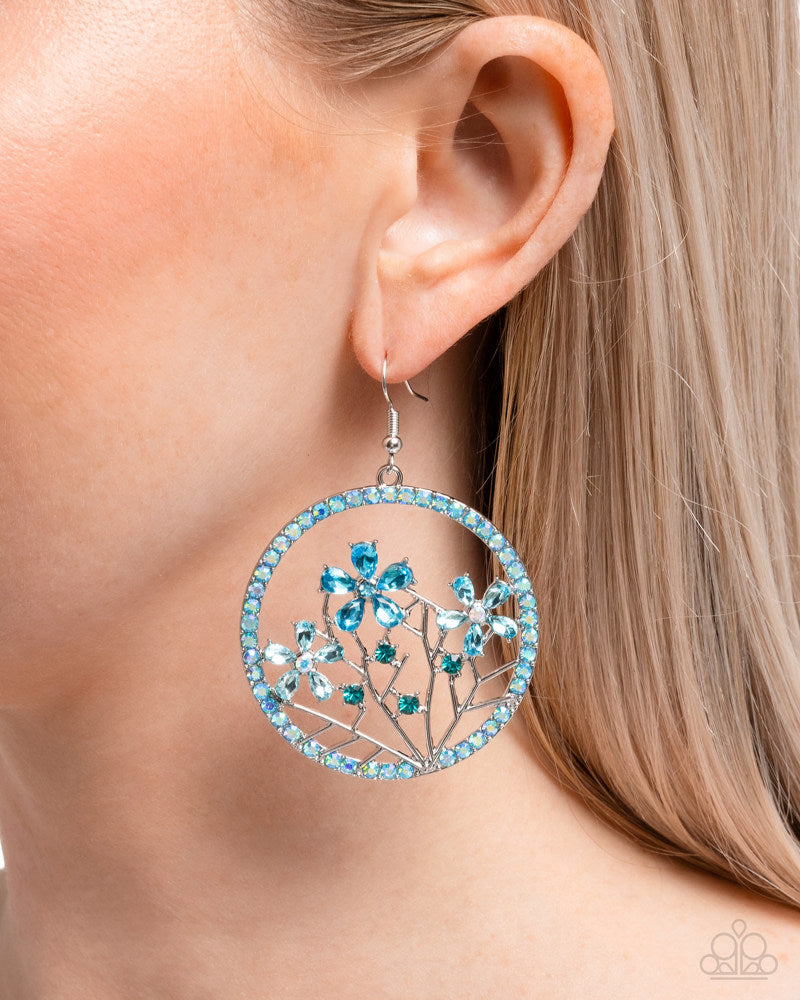 Basic Bouquet Blue Earrings