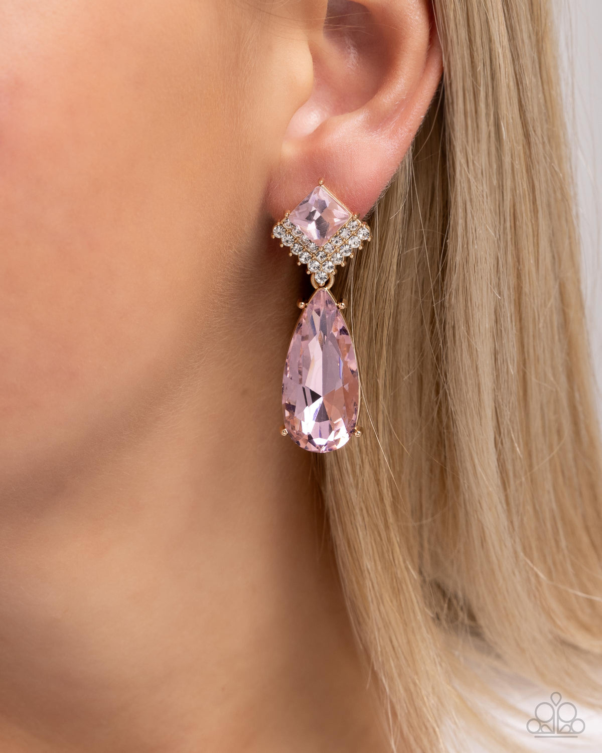 Diamond Life Pink Posts