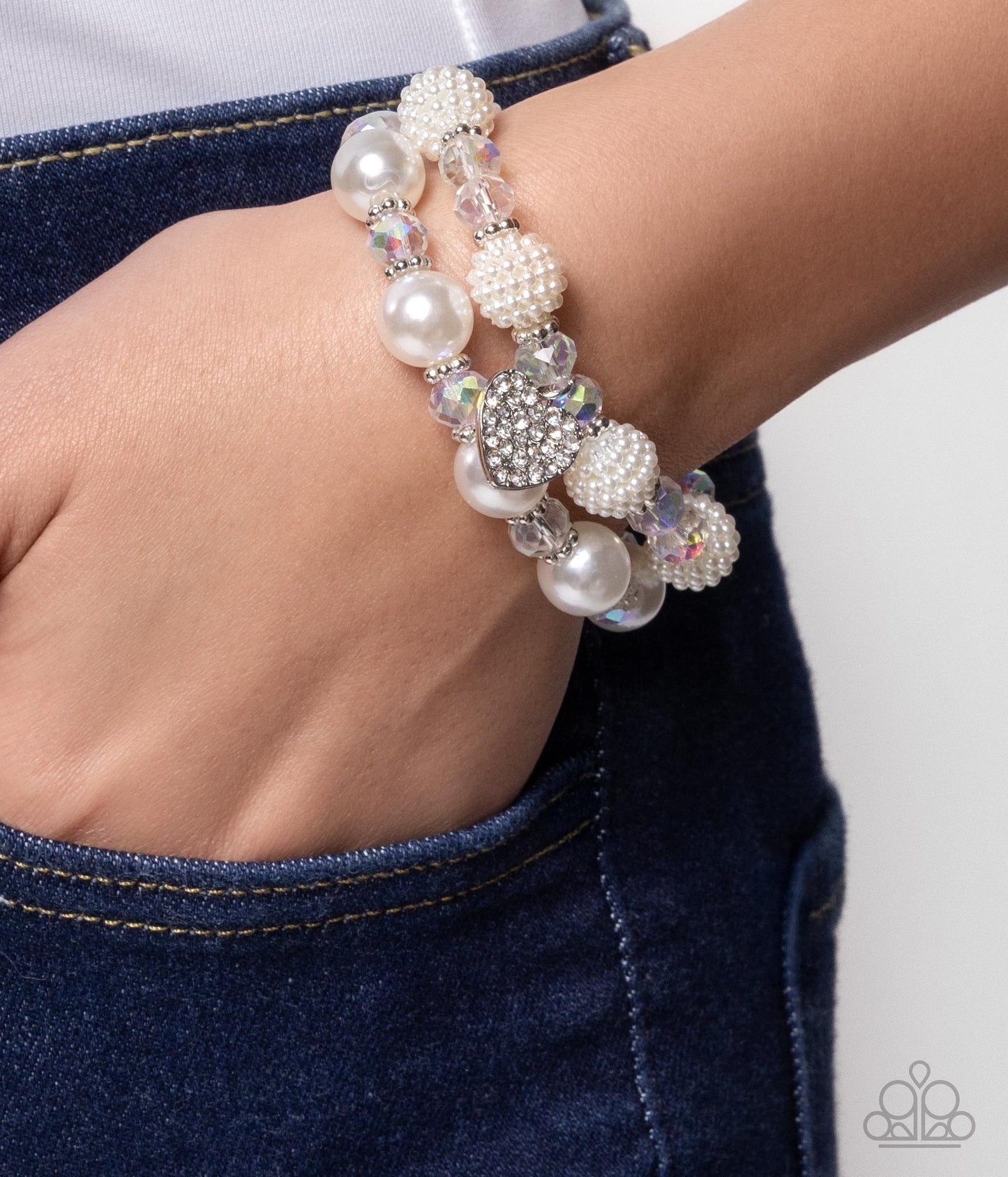 Heart Hustle White Bracelet