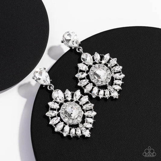 My Good LUXE Charm White Posts