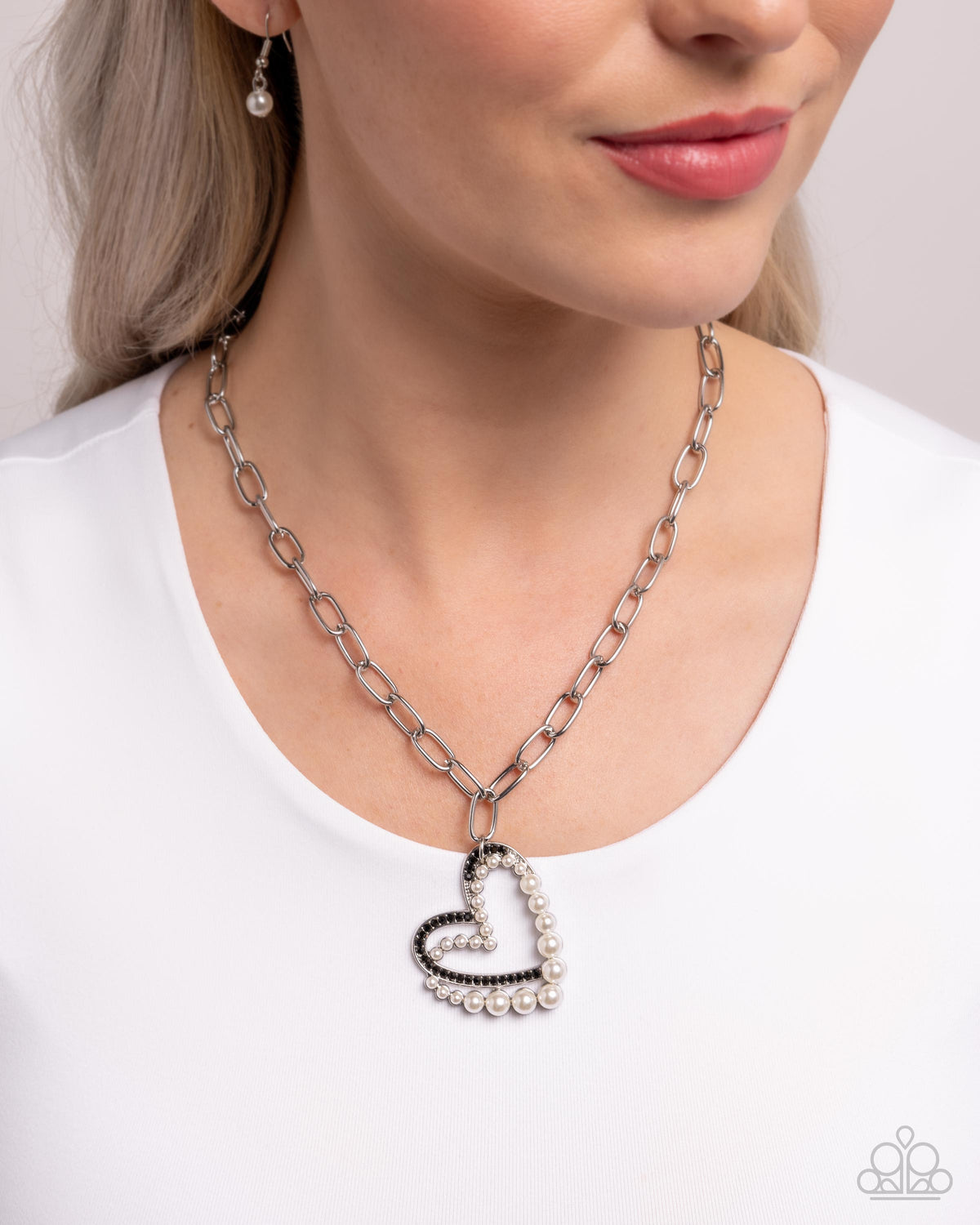 Introducing Me Black Necklace