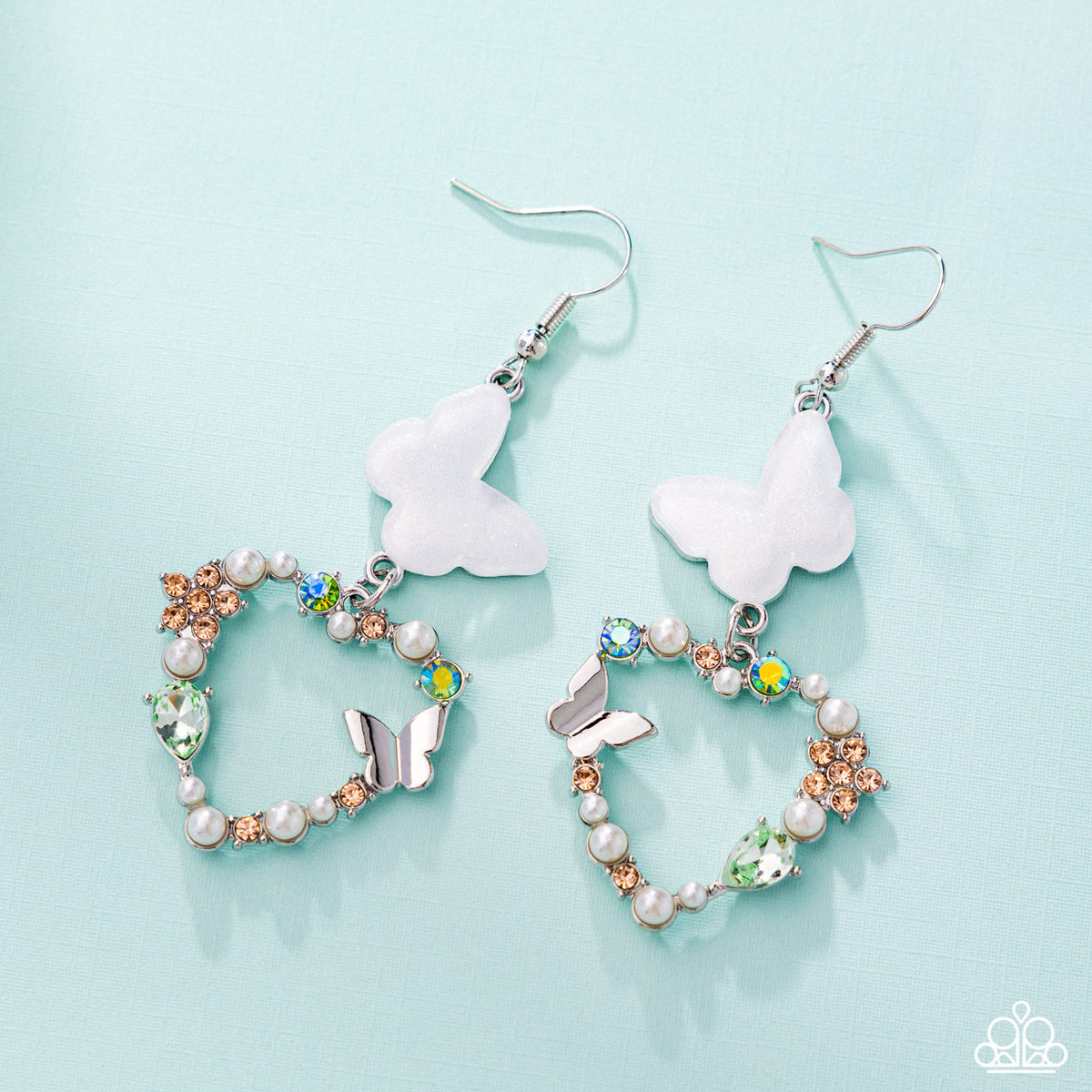 Flirty Flight Green Earrings