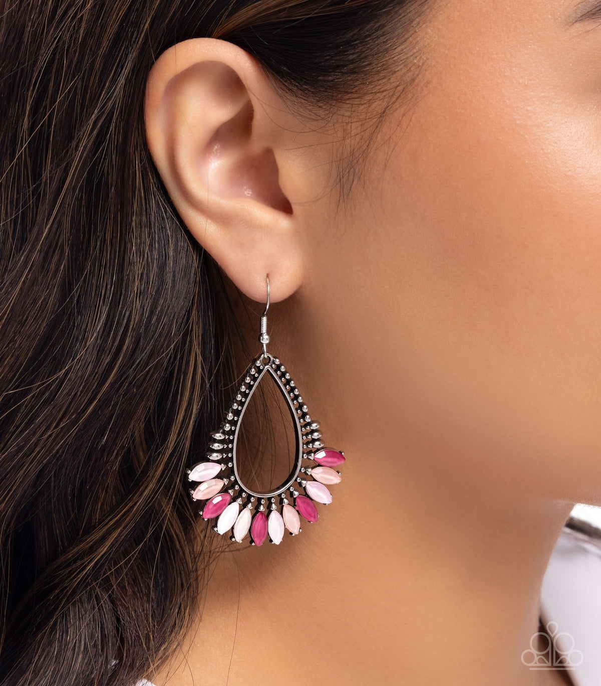 Pronged Pattern Pink Earrings
