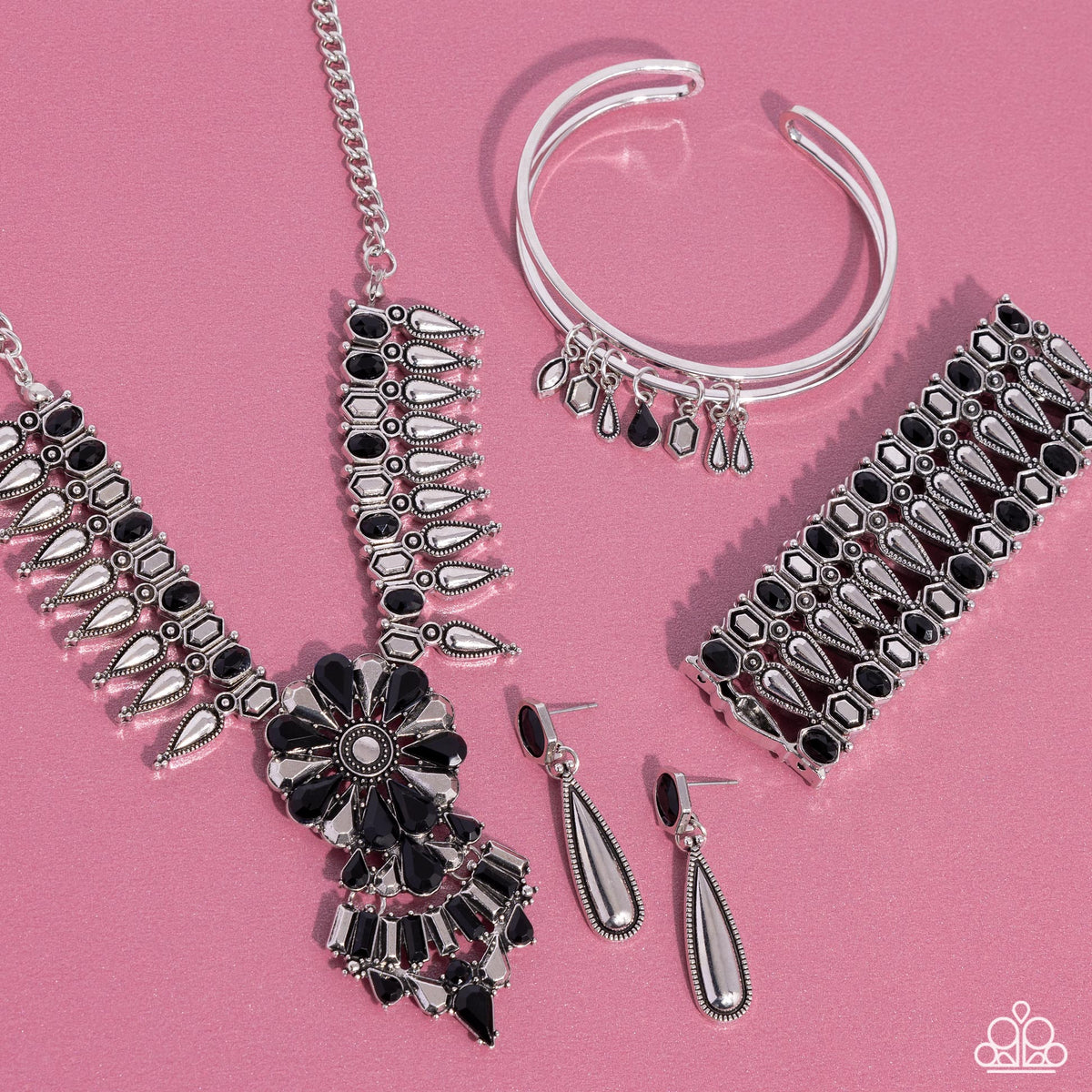 Fairest of the Festival Black Necklace
