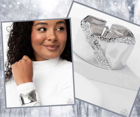 Twinkly Traverse White Bracelet